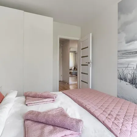 Blue Mare Blizej Morza Premium, 350 M Beach, Garaz Gratis קולובז'ג